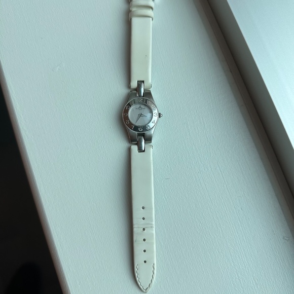 Baume and Mercier Linea Ladies Watch - Picture 10 of 15